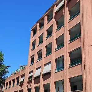 6 A Casa , Mediolan Włochy