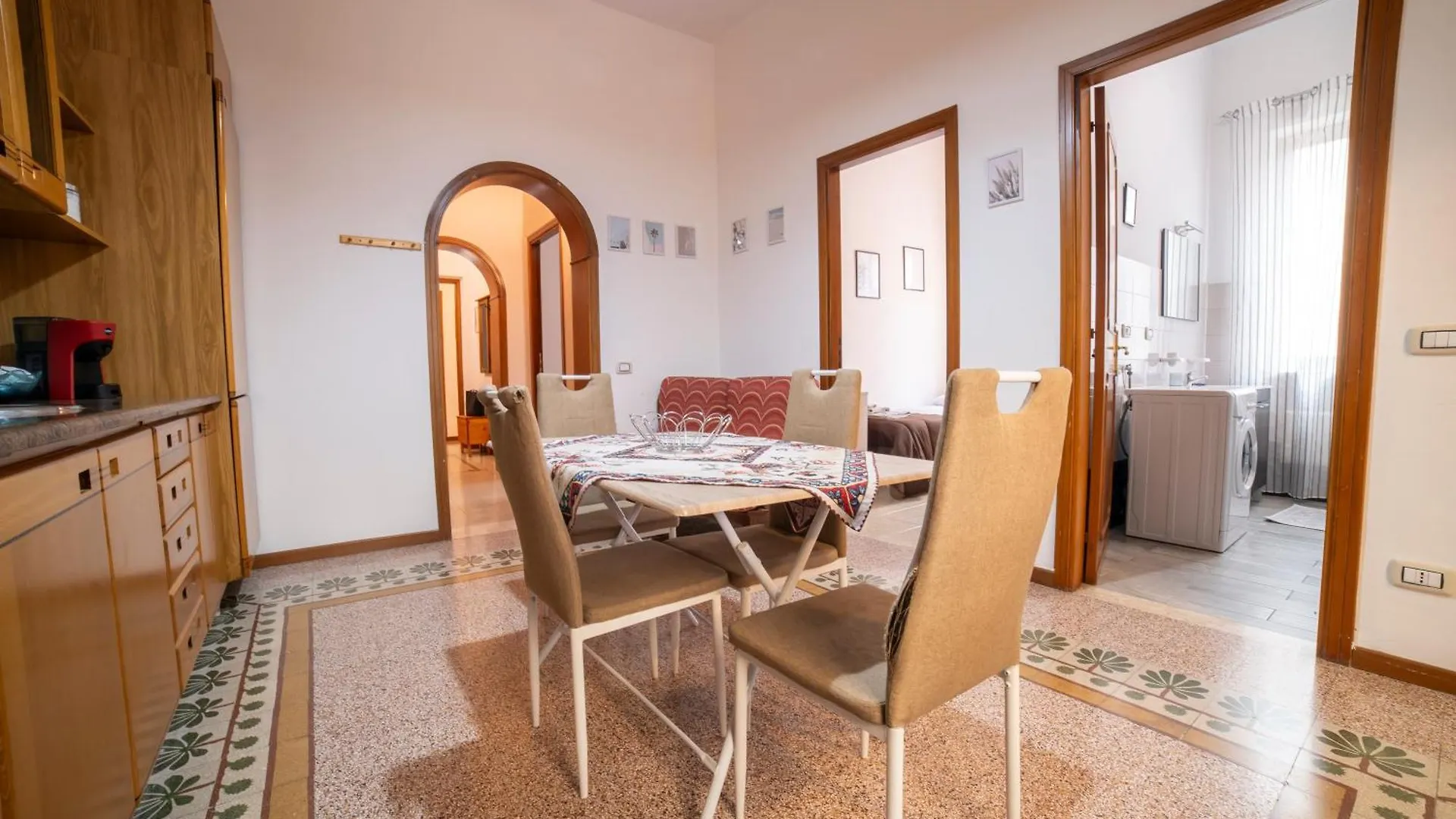 Apartament Centro Stazione Aeroporto Wi-Fi&Self Check-In Palermo
